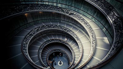 Treppe in den Vatikanischen Museen