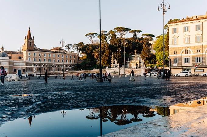 Piazza del Popolo nach Regen